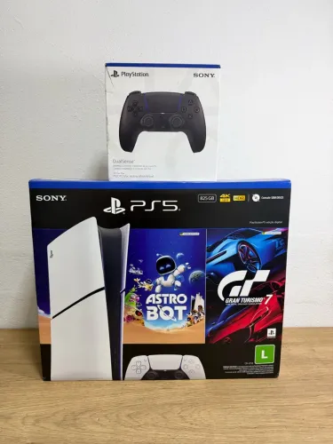 PLAYSTATION 5 SLIM DIGITAL 825GB NOVO COM 2 JOGOS E 2 CONTROLES