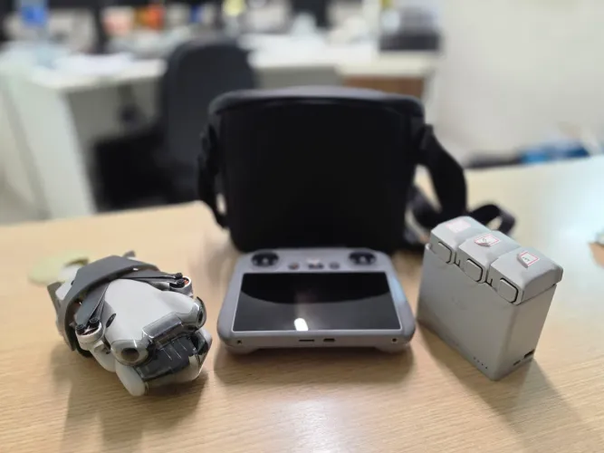 DJI Mini 4 Pro Fly More Combo Plus (com tela)