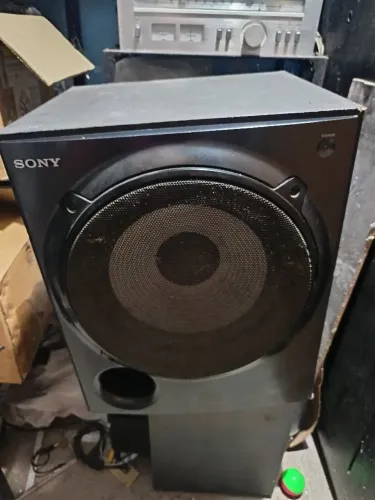Subwoufer sony