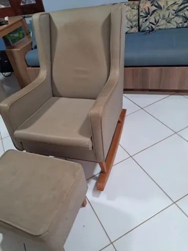 Poltrona de amamentação