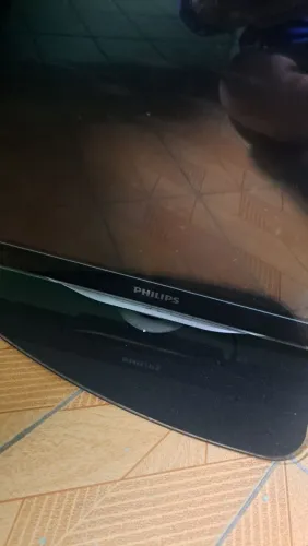TV Philips 3D funcionando normal mais deu uma tela escura