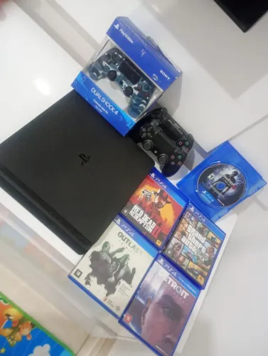 PS4