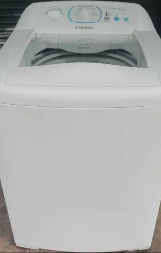 Vendo máquina marca Electrolux 12kg moderna funcionando perfeitamente Super Nova
