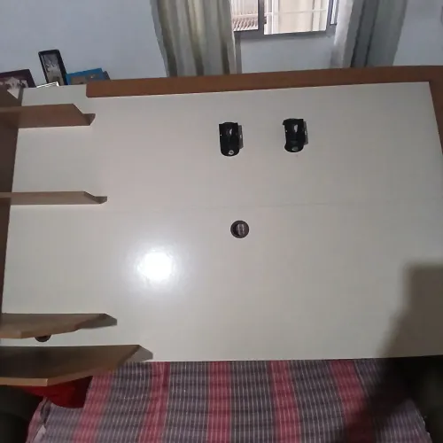 Venda de um rak detelevisão