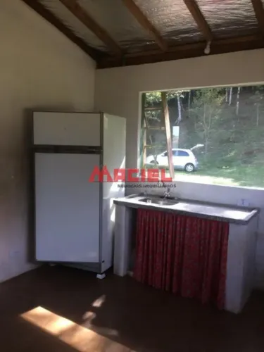 CHÁCARA EM SÃO FRANCISCO XAVIER, COM 2,5 ALQUERES, COM VISTA CINEMATOGRÁFICA, POMAR,TROCA