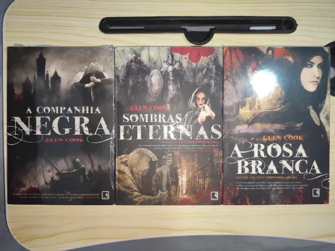 Trilogia de livros: A Companhia Negra (Glen Cook)