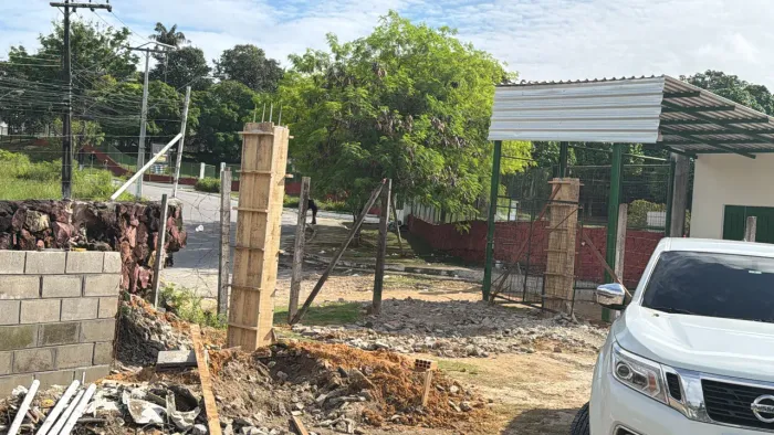 Auxiliares de obras e construções 