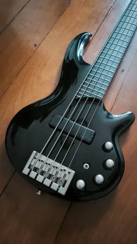 Cort Curbow Bartolini