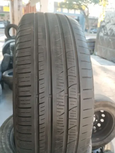 Pneu 235/60/18 Pirelli Scorpion - 90% Borracha