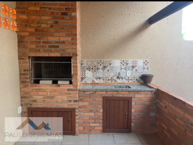 Casa para alugar no Rio Tavares, Florianópolis: 90m², 3 dormitórios, 2 banheiros por R$580