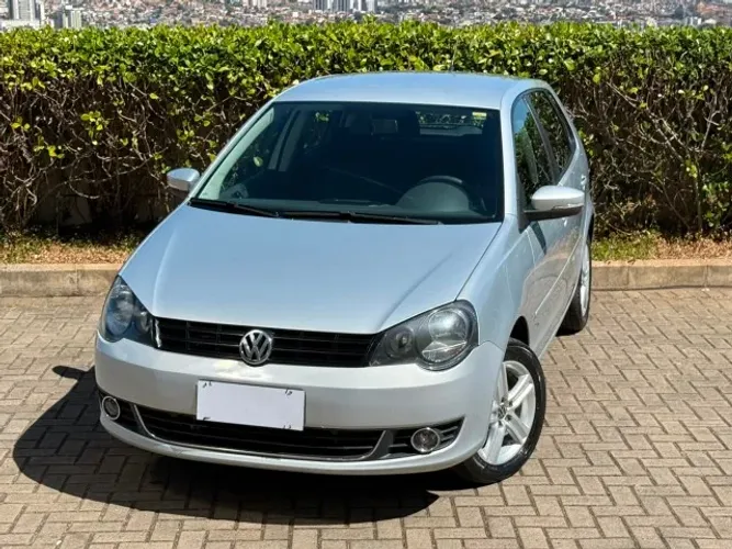 Volkswagen Polo 1.6 Mi/s.ouro 1.6 MI Tot.flex 8V 5P 2012