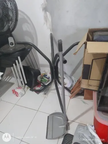 MESA TUBULAR PRETA COM VIDRO FUME PRETO 