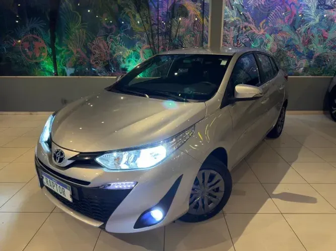 Toyota Yaris Live 1.3 Flex 16V 5P AUT 2021