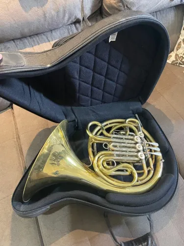 Trompa Holton H178