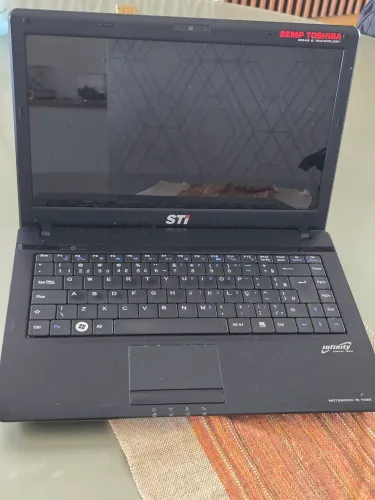 Notebook sti IS 1422