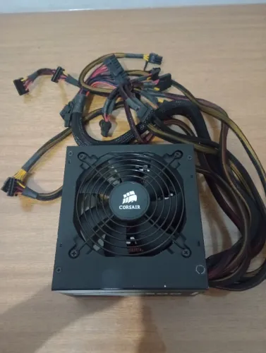 Fonte corsair 500w cx500