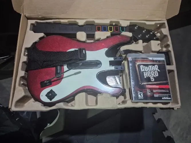 Guitar Hero 5 PS3 + Guitarra Original + Dongle