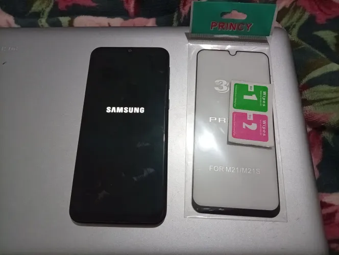 Celular Samsung M21s Usado!!