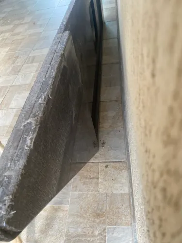 Vendo pia de granito marrom 