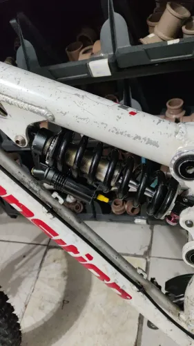 Mola x-fusion + shock de brinde?