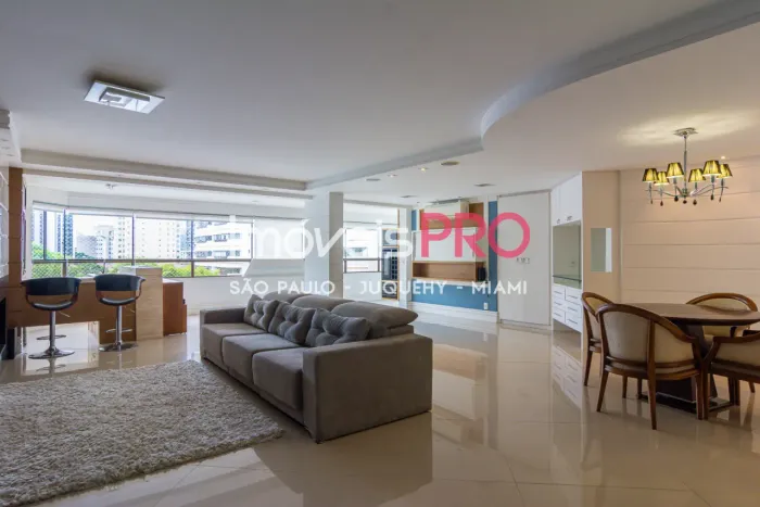 Lindo apartamento na Granja Julieta