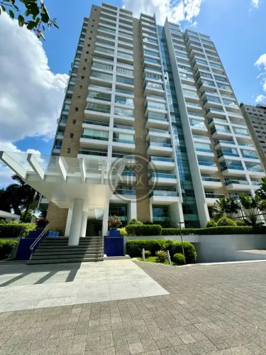 Terezina 275 com 538m2, 5 suítes, 4 vagas, Alto Padrão Luxo