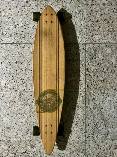 Skate longboard simulador surf