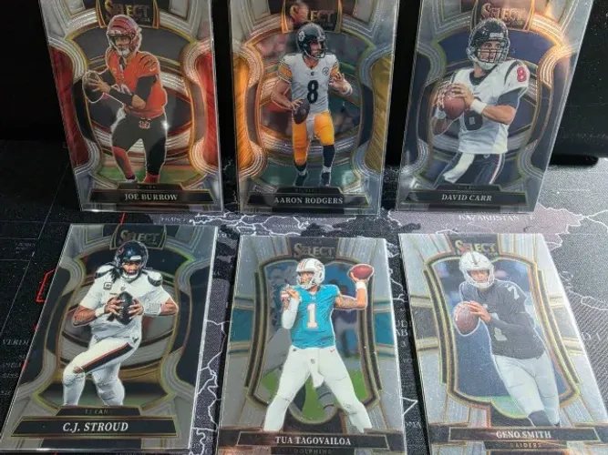 6 QBs NFL Panini Select 2025 - Burrow, Rodgers, Stroud, Tua + Geno Smith