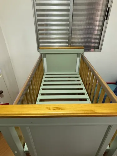 Berço semi novo