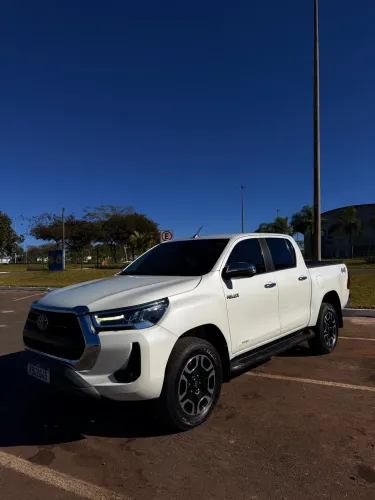 Toyota Hilux CD SRX 4X4 2.8 TDI 16V Diesel Aut. 2021