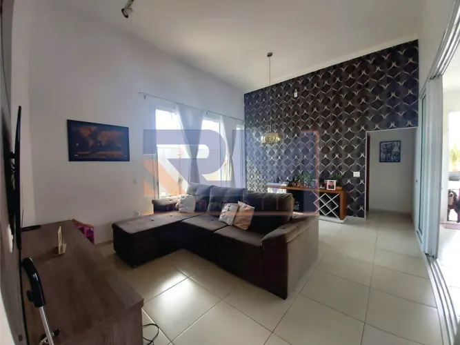 Casa de condomínio para venda com 175 metros quadrados com 3 quartos