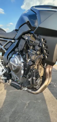 SUZKUKI GSX 8s 2025 Novissima