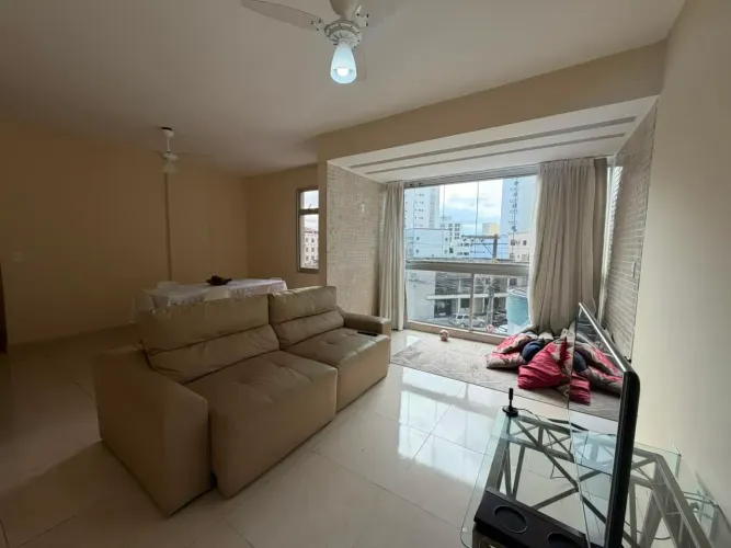 Locação Anual na Avenida Beira Mar: Apartamento de 100 m² com 3 Quartos na Praia do Morro!