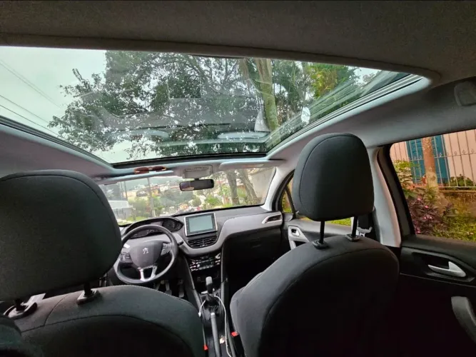 Peugeot 208 Allure 1.2 Flex 12V 5P Mec. 2019
