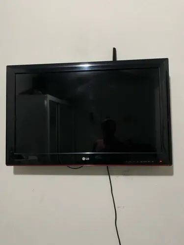 Vendo Televisão 32 polegadas LG