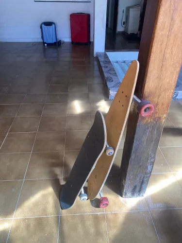 Skates