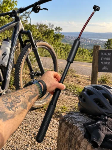 Bomba de Ar Bicicleta B'Twin Rockrider MTB - Dupla Ação 58 PSI