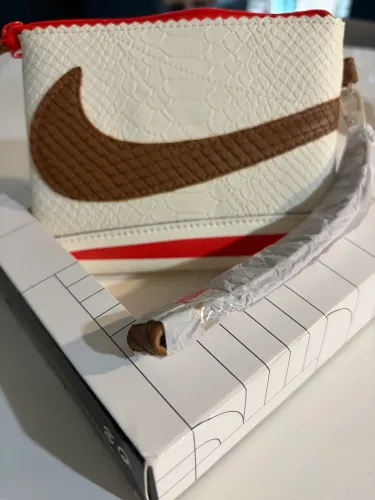 Nike Cortez Wristelet original , nova ma caixa 