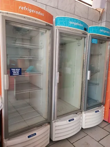 METALFRIO REFRIGERADORES VERTICAL