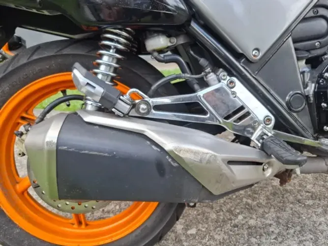 PONTEIRA ESCAPAMENTO CB 500F (2017/2024) *** ORIGINAL ** SERVE NA CB500 antiga (1998/2003)
