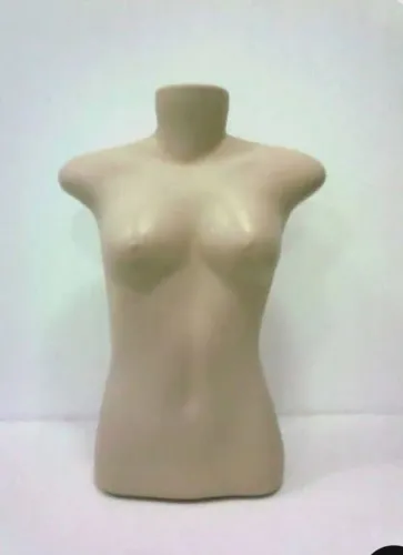 Manequim feminino 