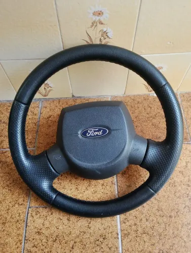 Volante Ford 