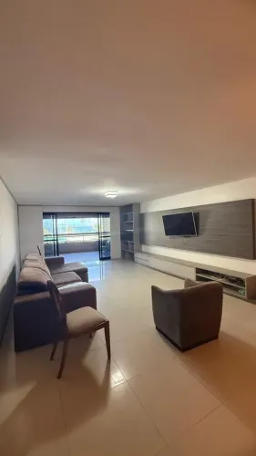 Imóvel para venda tem 203 metros quadrados com 4 quartos em Jatiúca - Maceió - AL