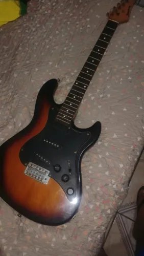 Guitarra StratoCaster