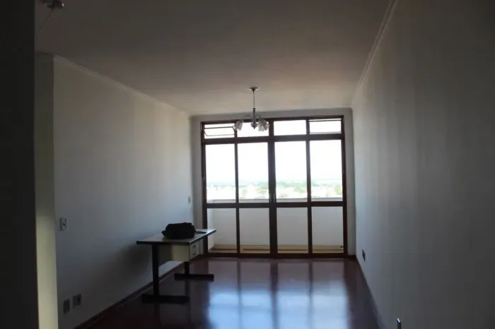 Apartamento à venda, 3 quartos, 1 suíte, 1 vaga, Centro - Marília/SP