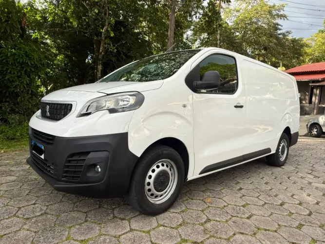 Peugeot Expert Cargo 1.5 Turbo Diesel 2023