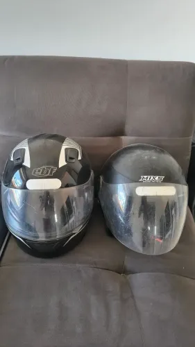 2 capacetes motoqueiro por 50