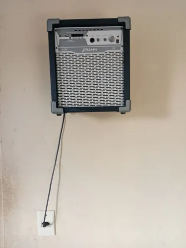 Vendo caixa de som na cidade de Deus