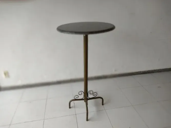 Mesa Bistrô alta