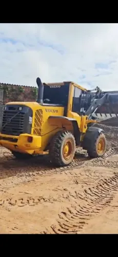 Pá Carregadeira Volvo L60F 2020/21